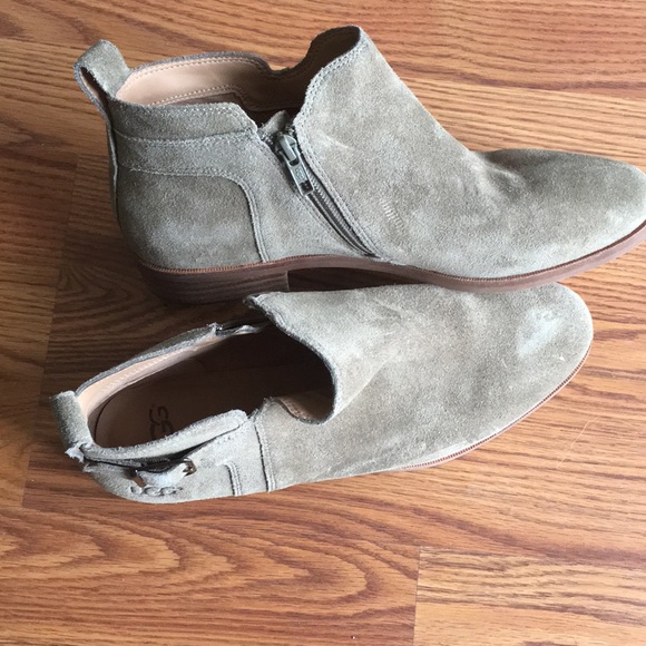 Booties - Picture 1 of 2